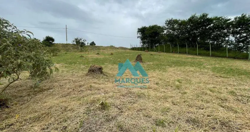 Terreno em condomínio de alto padrão com metragem diferenciada de 2234mt²