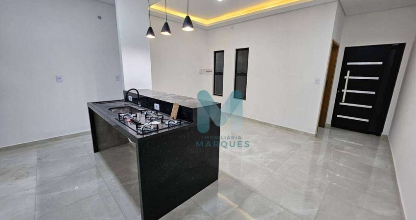 Casa térrea moderna com 2 suítes em ótimo bairro com fácil acesso a Dutra e Carvalho Piinto