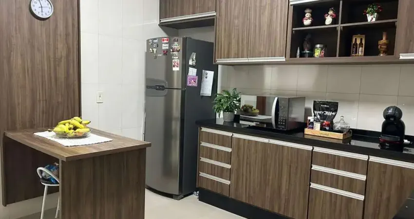 Casa de lote inteiro com móveis planejados - residencial esperança