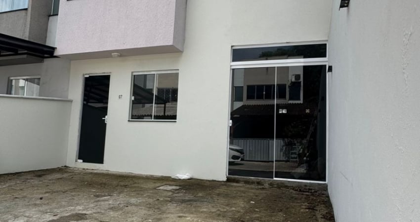 Casa em condomínio fechado com 3 quartos à venda em Brusque SC