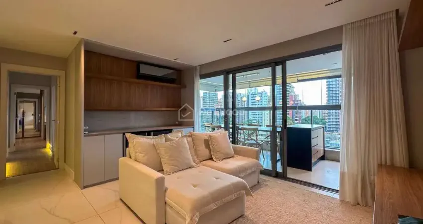 Apartamento com 3 quartos para alugar na Rua Maria Monteiro, 1060, Cambuí, Campinas