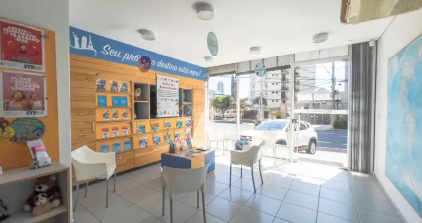Casa comercial à venda na Rua José Villagelin Júnior, 180, Cambuí, Campinas