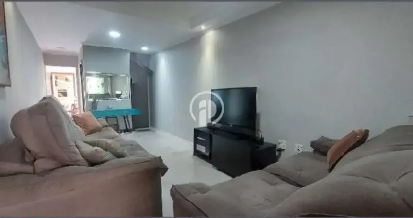 Oportunidade Sobrado Parque Oratório 3 dormitórios, suíte, 2 vagas e área gourmet.