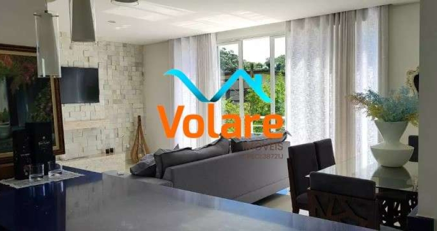 Casa à Venda em Santana de Parnaíba-SP, Residencial Valville 2: 3 Suítes, 269m².