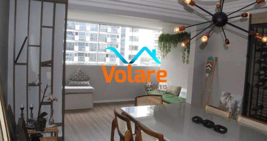 Imóvel sofisticado de alto padrão em Alphaville Centro Industrial e Empresarial: 4 quartos, 3 suítes, 3 salas, 4 banheiros, 4 vagas - 264m². Venha conferir!