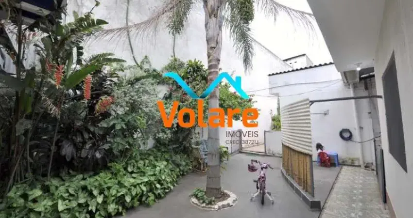 Casa à venda em Osasco-SP, Km 18: 7 quartos, 3 salas, 3 banheiros, 3 vagas de garagem, 359m² de área.(PL)