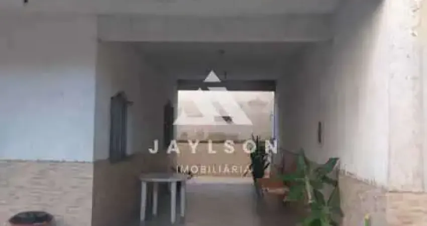 Casa com 3 quartos à venda na Rua João Pereira Goulart, Centro, Mesquita