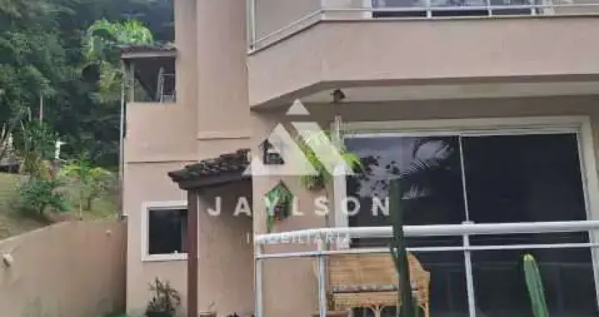 Casa em condomínio fechado com 4 quartos à venda na Rua São Caetano do Sul, Vila Valqueire, Rio de Janeiro