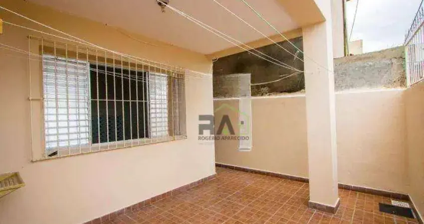 Casa com 2 dormitórios para alugar, 69 m² por R$ 1.540/mês - Jardim Cristiane - Santo André/SP