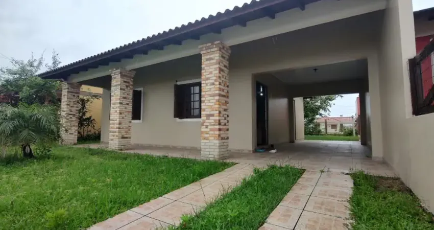 Casa à Venda em Atlântida Sul