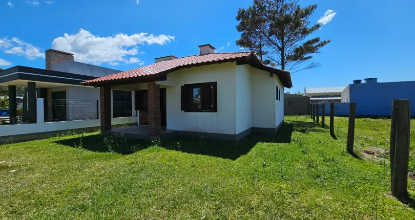 Casa nova no balneário atlântico em arroio do sal - excelente localização