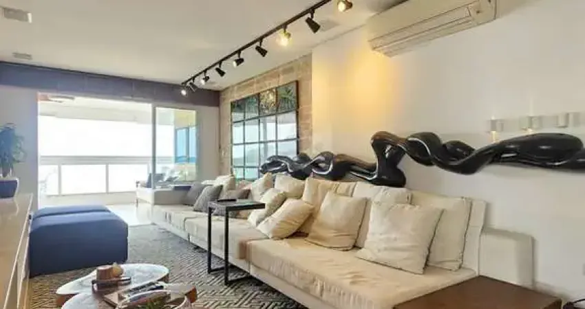 Apartamento frente mar à venda 4 quartos no Canto do Forte Praia Grande-SP 212m²