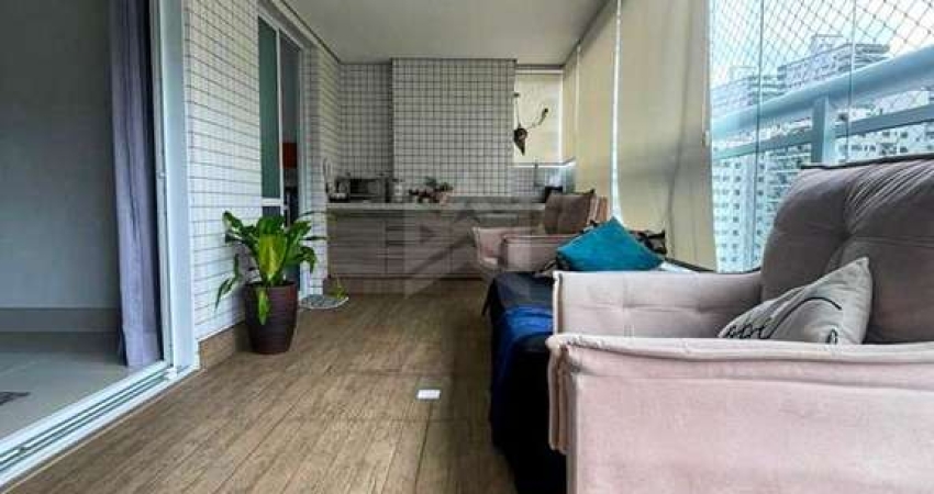 Apartamento à venda com 3 quartos suítes no Canto do Forte Praia Grande-SP