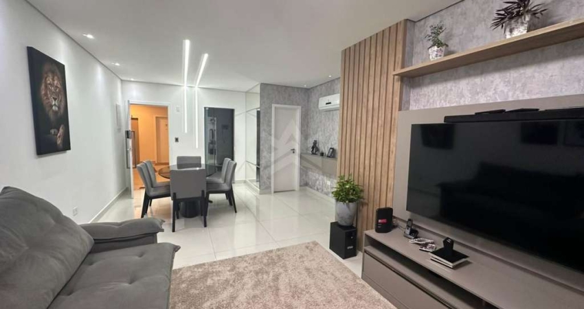 Apartamento à venda 3 quartos porteira fechada Canto do Forte Praia Grande-SP