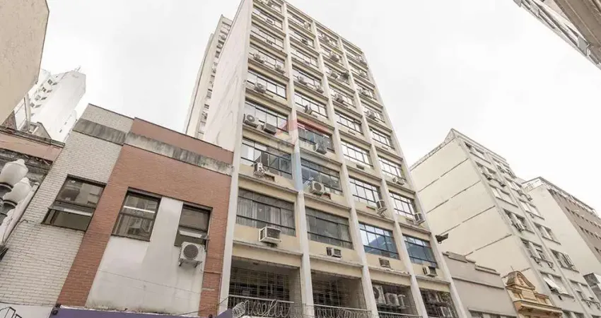 Sala comercial com 47 m²  no centro histórico de porto alegre.
