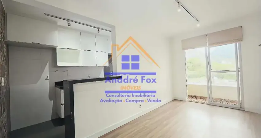 Apartamento com varanda, 2 quartos com armários, 1 suíte, cozinha americana e 1 vaga à venda, 50 m²