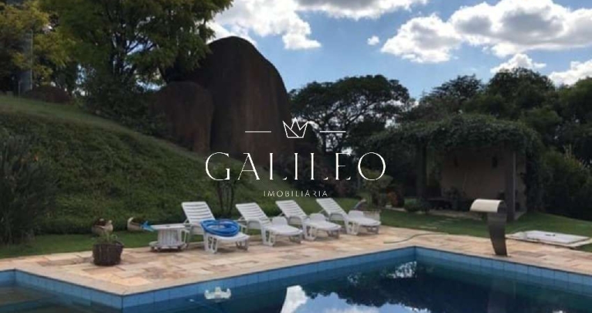 VENDA | CASA NO PARQUE DOS CAFEZAIS IV - Com 543 m² - 04 Dormitórios - 01 Suíte Master - Piscina - Edícula - 04 Vagas.