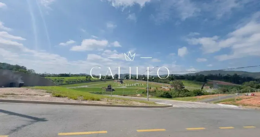 Terreno à venda em Jundiaí-SP, no Recanto Quarto Centenário, com 270m² de área!