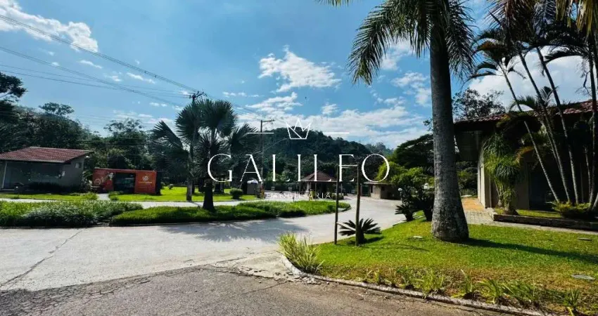 Terreno à venda em Jordanesia, Cajamar-SP com 1.054 m² de área!