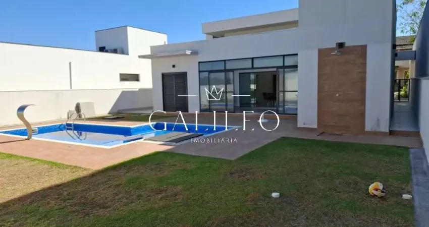 LINDA CASA TÉRREA EM ALTO PADRÃO COM 03 DORMITÓRIOS(02 SUÍTES) COM CHURRSQUEIRA E PISCINA EM CONDOMINIO FECHADO EM JARINU SP