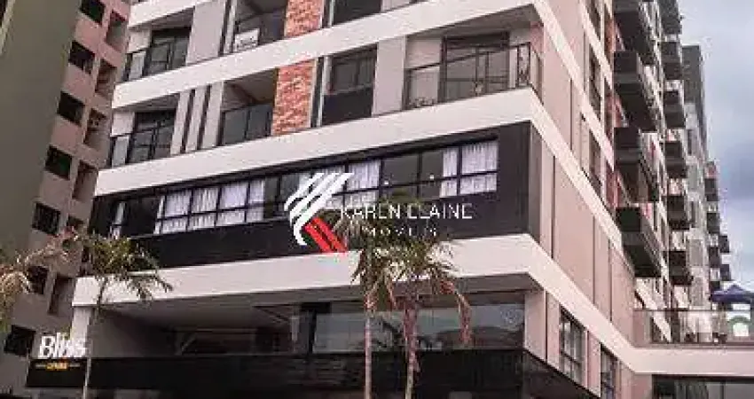 Apartamento à venda com 02 suites + 2 vagas de garagem no Estreito/ Flopis.