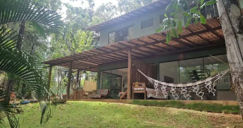 Apartamento à venda na Praia do Forte: 2 quartos, 2 suítes, 4 banheiros, 130m² - Mata de São João-BA.