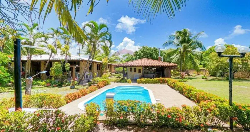 Casa à venda em Itacimirim 3 quartos, 1 suíte, 1 sala, 4 banheiros, 6 vagas, 246m². Aproveite!