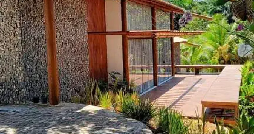 Casa de alto padrão em condomínio à venda em Mata de São João-BA, bairro Açuzinho: 3 quartos, 3 suítes, 1 sala, 4 banheiros, 3 vagas de garagem, 200m².