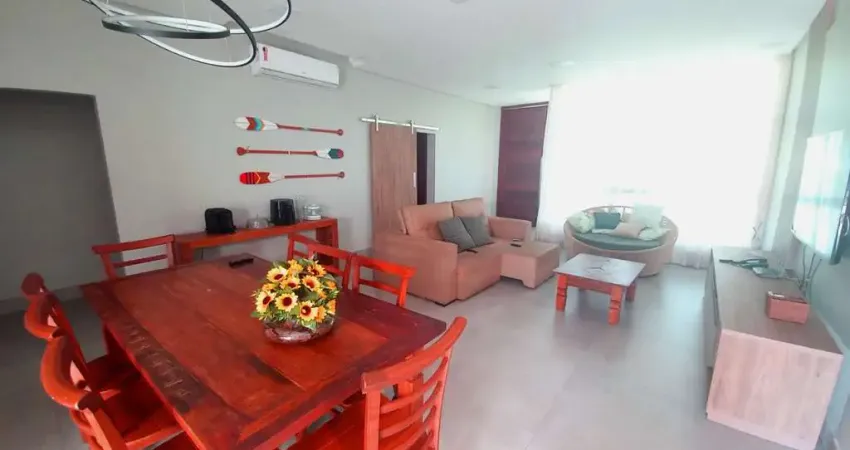 Casa de luxo em condomínio exclusivo em Itacimirim, Camaçari-BA: 7 quartos, 6 suítes, 2 salas, 8 banheiros, 4 vagas, 1.350m².