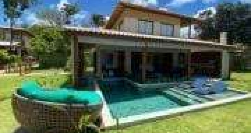 Casa em Condomínio de Luxo na Praia do Forte: 4 Quartos, 4 Suítes, 6 Banheiros - Mata de São João-BA