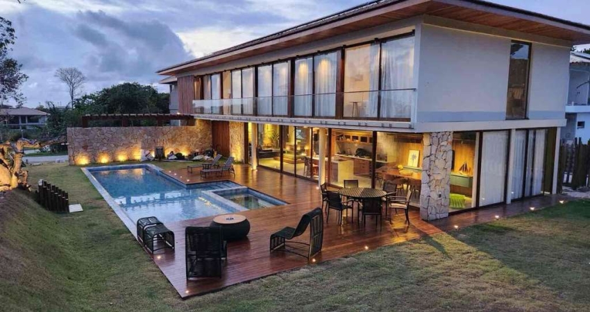 Casa de Luxo em Condomínio na Praia do Forte com 6 quartos e 6 suítes - Venda em Mata de São João-BA