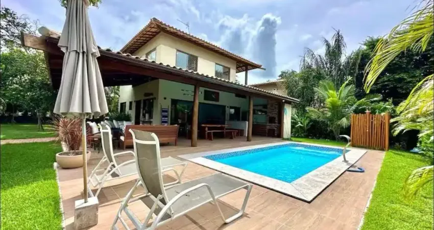 Casa de luxo em condomínio na Praia do Forte, Mata de São João-BA: 5 quartos, 4 suítes, 261m² de conforto e sofisticação!