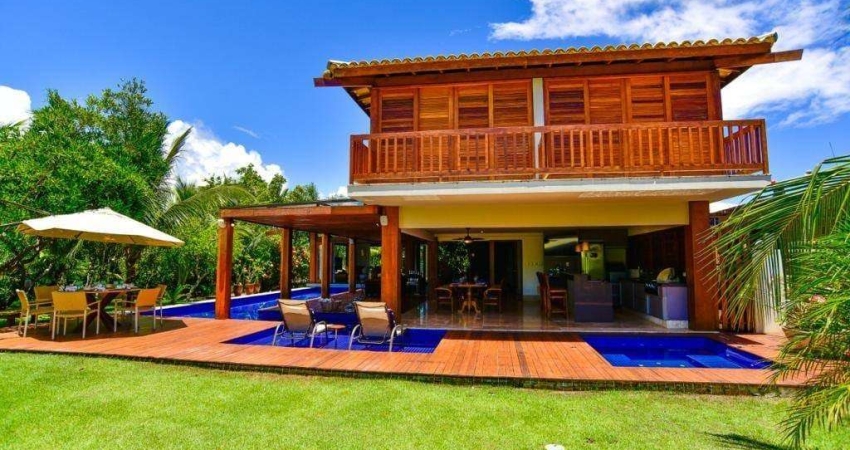 Casa de luxo em condomínio na Praia do Forte: 5 quartos, 5 suítes, 2 salas, 8 banheiros, 4 vagas de garagem, 380m². Venda ou locação em Mata de São João-BA!