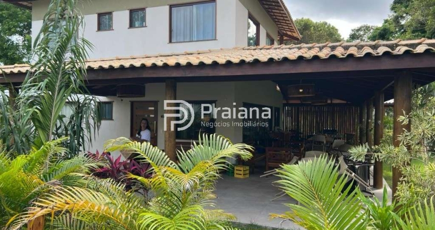 Imperdível Casa de Luxo em Condomínio - 4 quartos, 4 suítes, 6 banheiros, 3 vagas - Praia do Forte, Mata de São João-BA