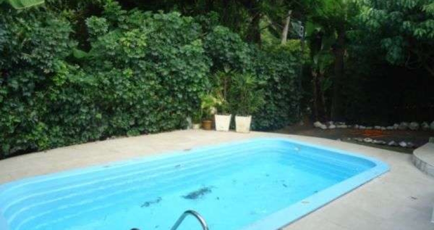 Casa para Venda - 252m², 3 dormitórios, 2 vagas - Ipanema
