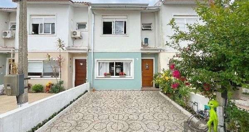 Casa Condominio em Porto Alegre, no bairro Hípica, com 3 dormitório(s), e 3 banheiros, à venda.