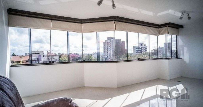 Excelente cobertura de 255m² com 3 dormitórios e 2 vagas.