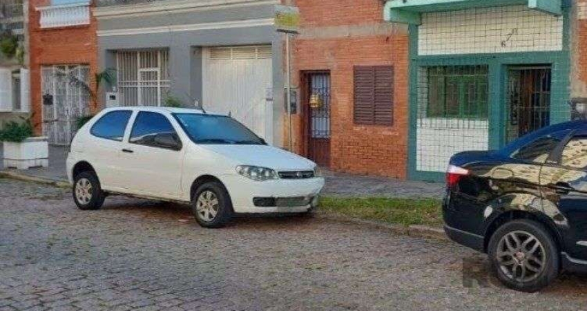 Casa com 2 quartos à venda na Rua Dezessete de Junho, 758, Menino Deus, Porto Alegre