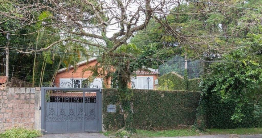 Casa para Venda - 300m², 4 dormitórios, sendo 2 suites, 4 vagas - Vila Assunção