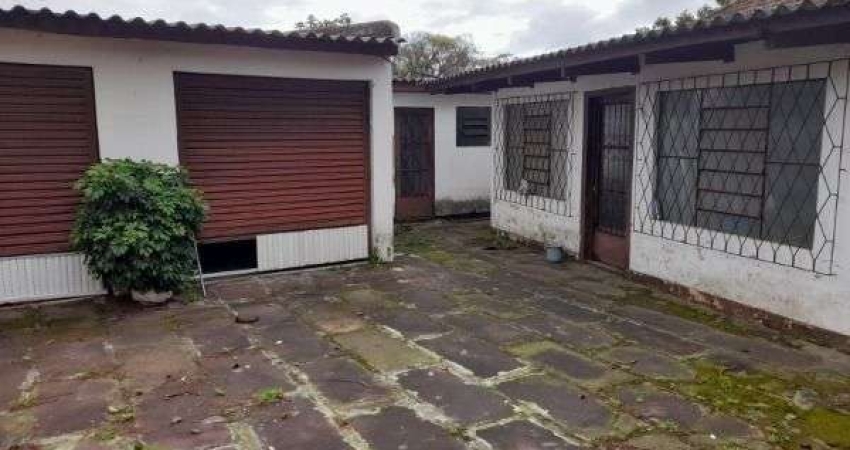 Casa para Venda - 420m², 2 dormitórios, sendo 1 suites, 4 vagas - Nonoai