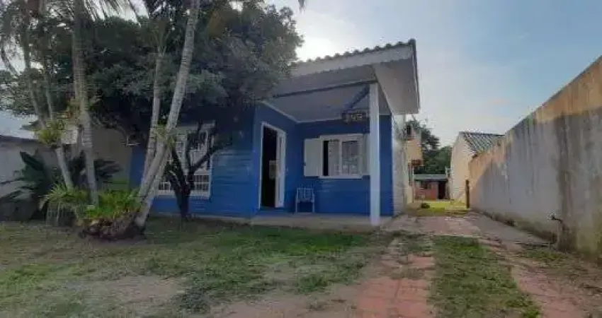 Casa para Venda - 120m², 2 dormitórios, sendo 1 suites, 6 vagas - Vila Nova