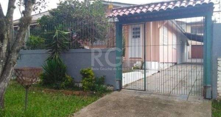 Casa para Venda - 98m², 2 dormitórios, 3 vagas - Espirito Santo