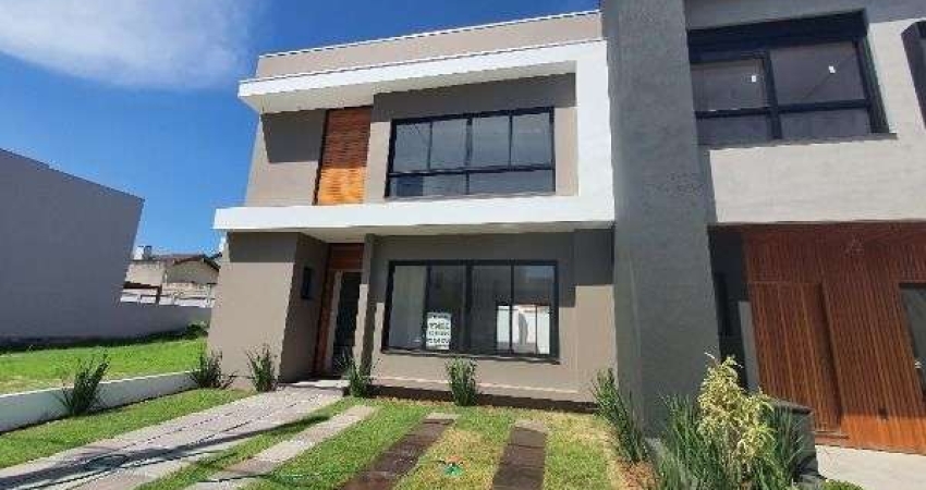 Casa Condominio em Porto Alegre, no bairro Ipanema, com 3 dormitório(s), e 3 banheiros, à venda.
