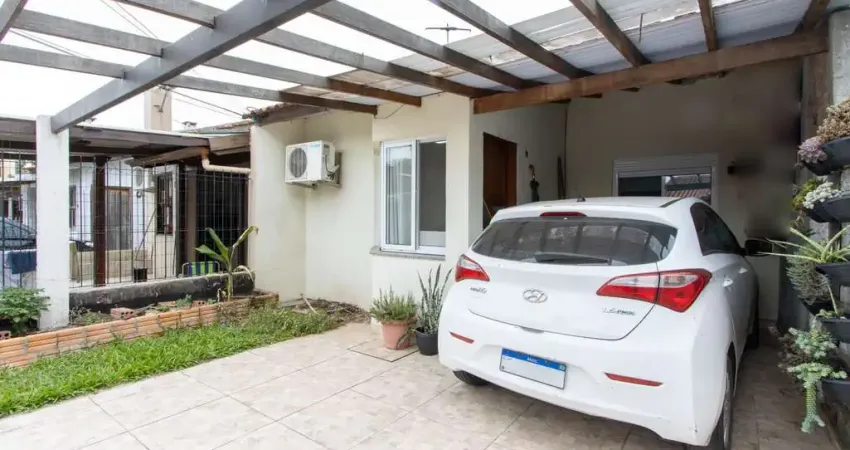 Casa terrea de 2 dormitórios, em excelente localização, amplo pátio e local tranquilo.