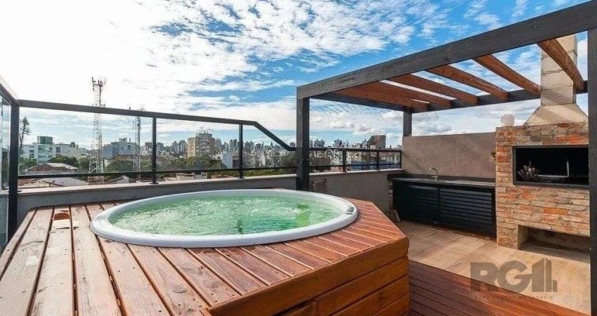 Cobertura com 4 quartos e 197m² à venda em Petrópolis, Porto Alegre.