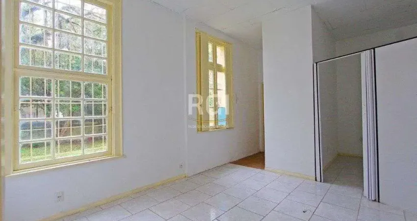 Sala comercial para alugar na Avenida Engenheiro Ludolfo Boehl, 254, Teresópolis, Porto Alegre