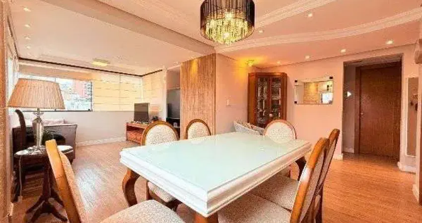 Vende-se apartamento com 2 quartos, 81 m²e 2 vagas – petrópolis