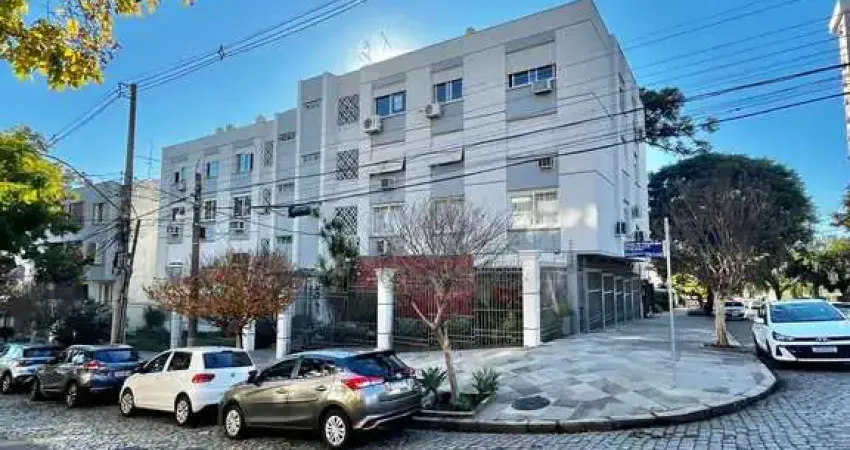 Apto de 03 dorm, 02 banheiros e dep empregada no coração do Bairro Higienópolis