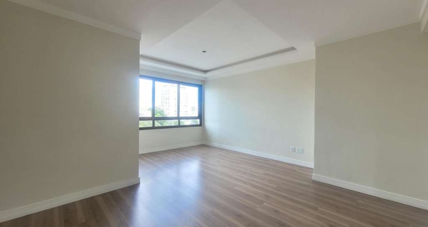 Excelente Apartamento 3 dormitórios com duas vagas no Rio Branco