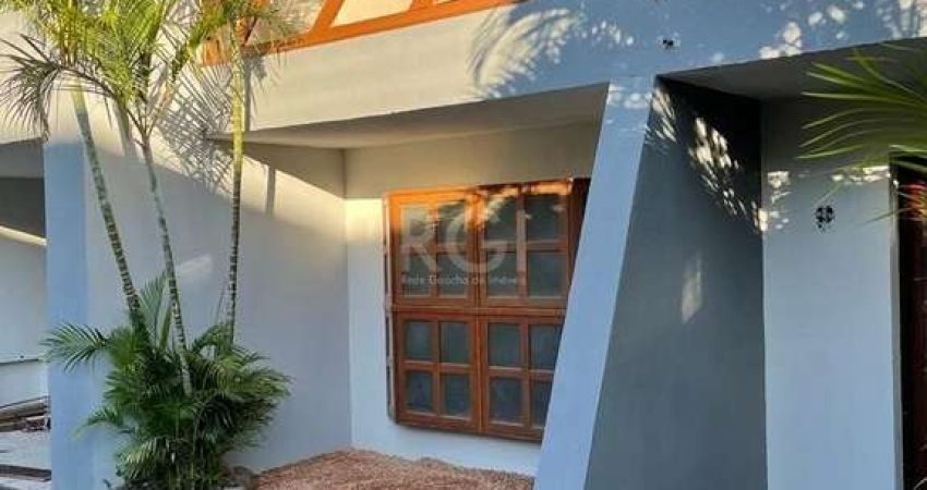 Casa Condominio, 3 dormitórios, sendo 3 suites, 2 vagas - Santo Antonio
